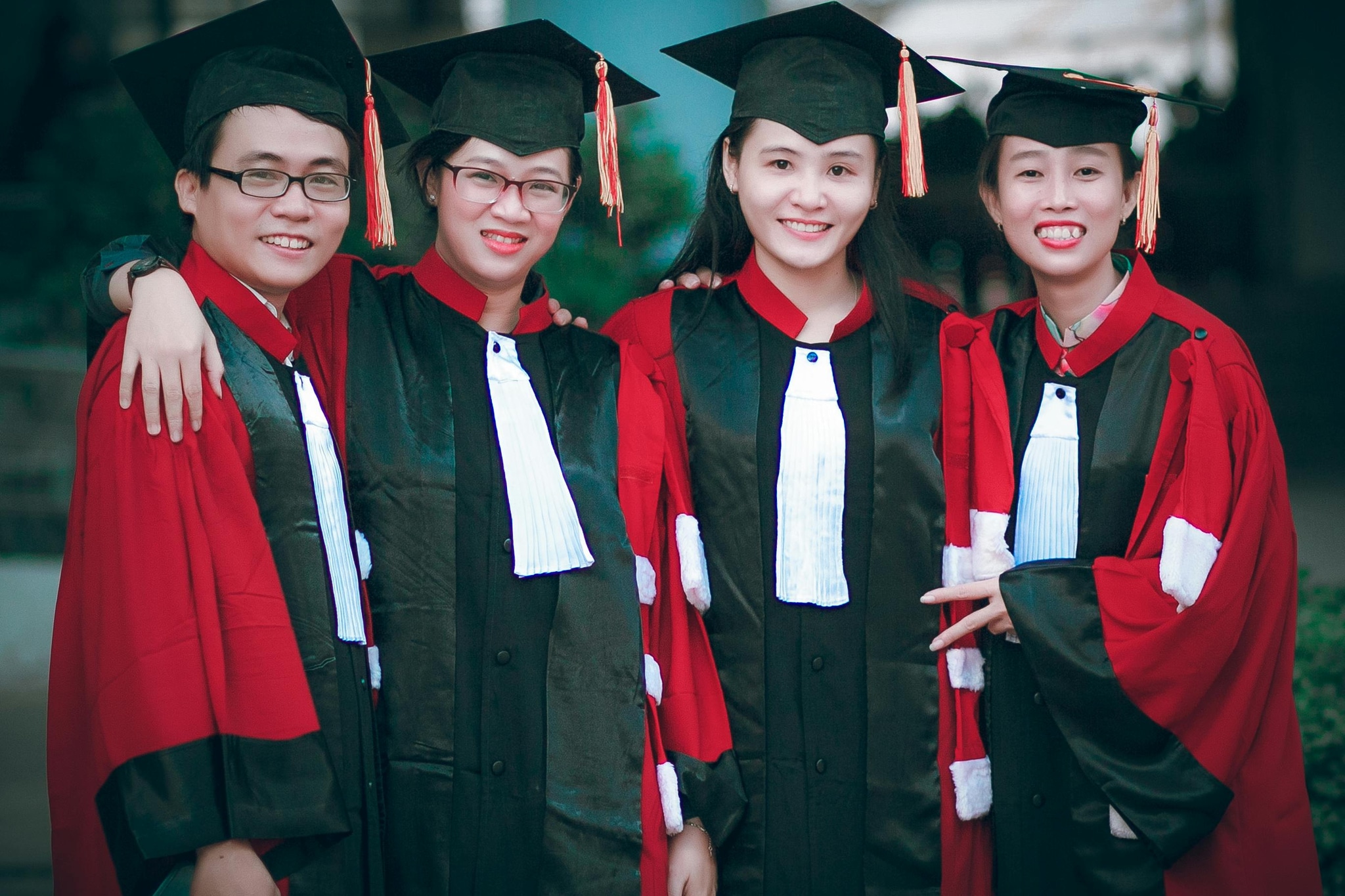 College Life on a Budget: Smart Shopping Tips